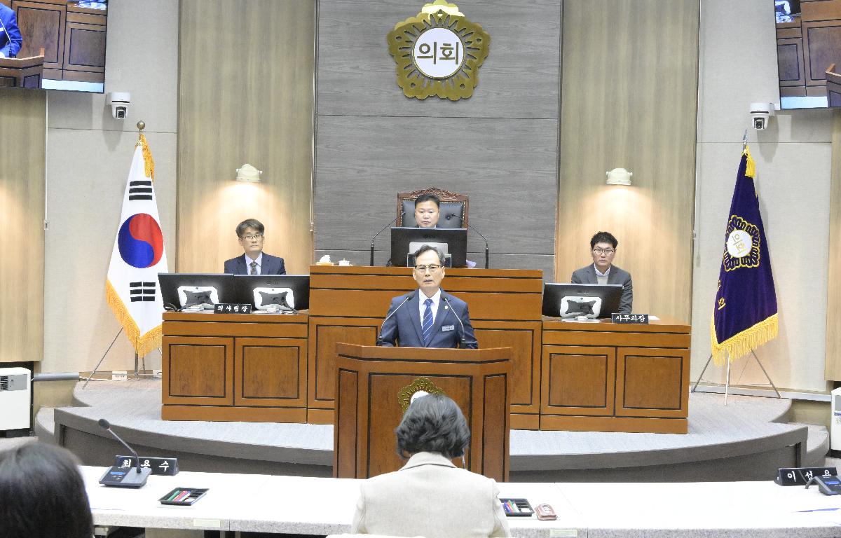 제290회 순창군의회 임시회 개회 첨부이미지 : 5분자유발언(최용수의원).jpg